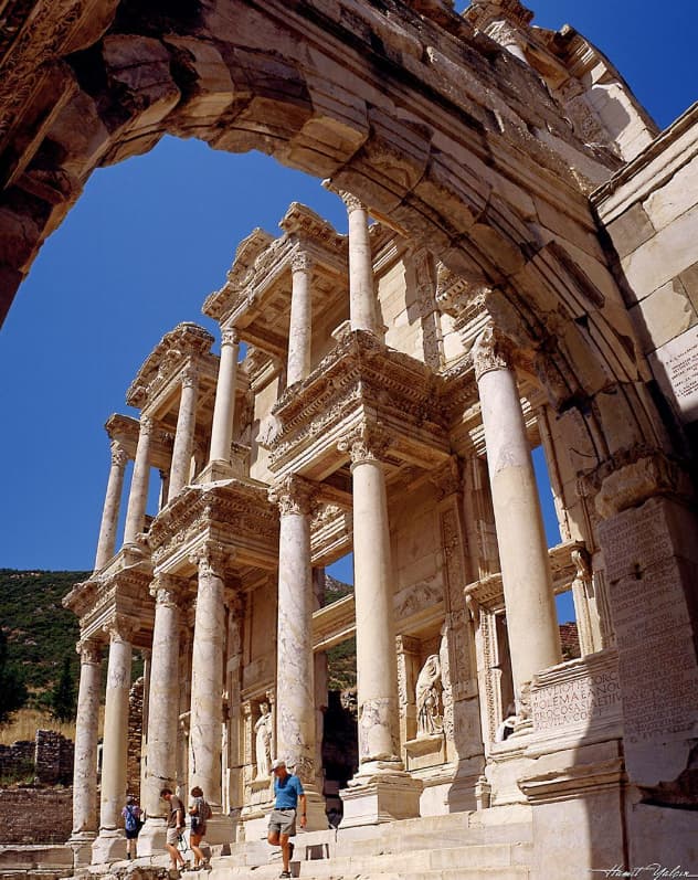 Selçuk'ta Gezilecek Tarihi Yerler