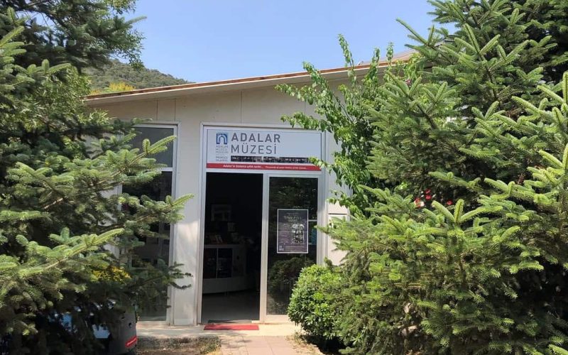 Adalar Müzesi Rehberi: Nerede, Nasıl Gidilir, Giriş Ücreti