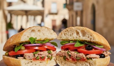 Malta mutfağının kalbi olan Ftira nedir, özellikleri nelerdir Ftira'nın içeriği nasıldır, nerede yenir gibi tüm soruların cevabı makalemizde.
