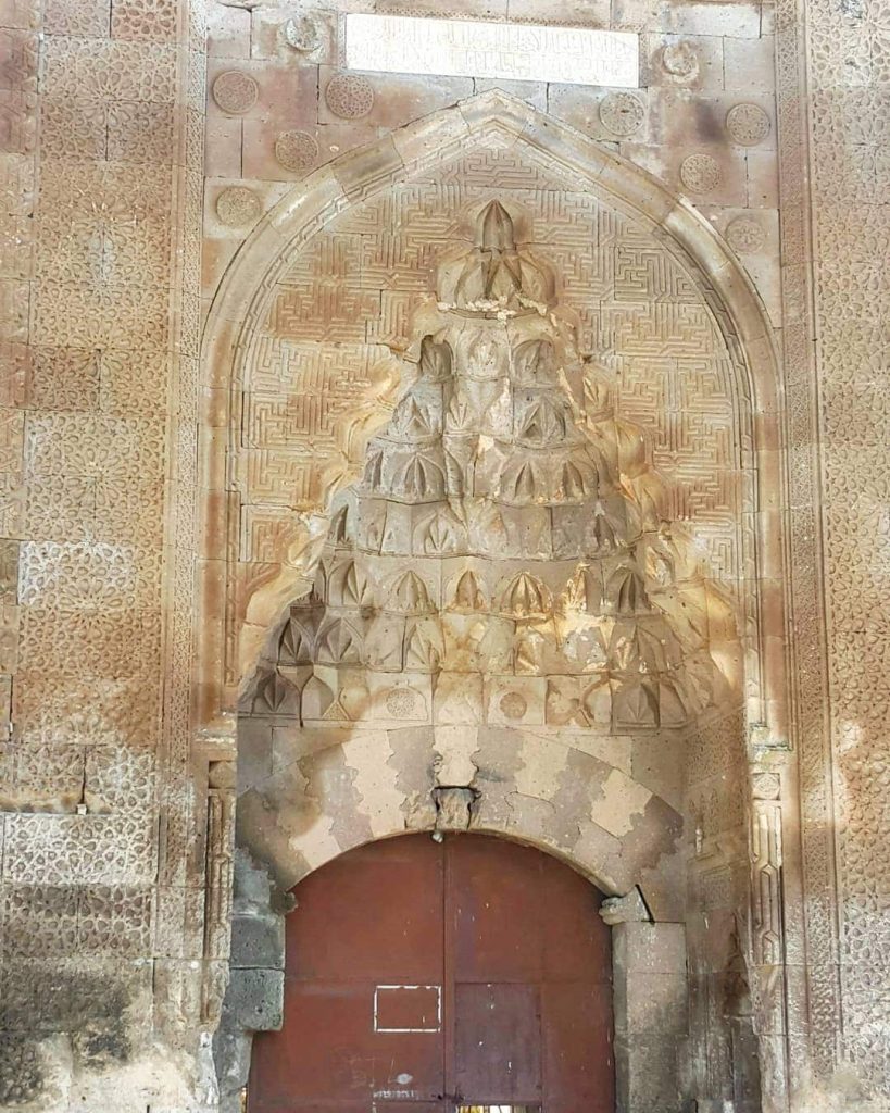 Kervansaraylarda Süsleme Sanatı