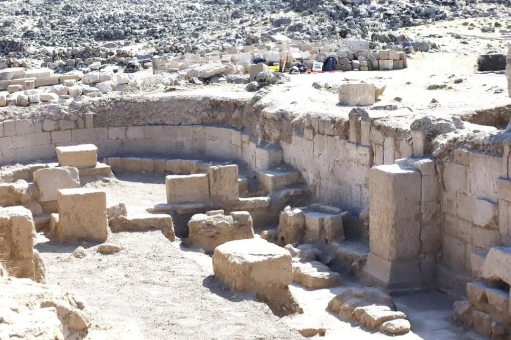 Nora Antik Kenti’nde Gezilecek Yapılar