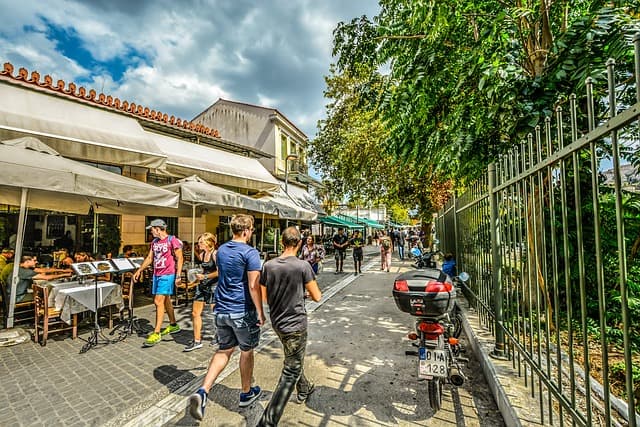 Plaka'da Yeme-İçme Rehberi; Nerede Ne Yenir