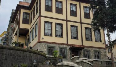 Rize Müzesi | Giriş Ücreti, Ziyaret Saatleri, Eserleri