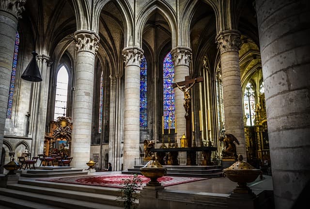 Rouen Katedrali Ziyaret Bilgileri: Rouen Katedrali giriş ücreti ve ziyaret saatleri