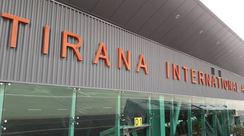 Tiran Havalimanından Merkeze Nasıl Gidilir