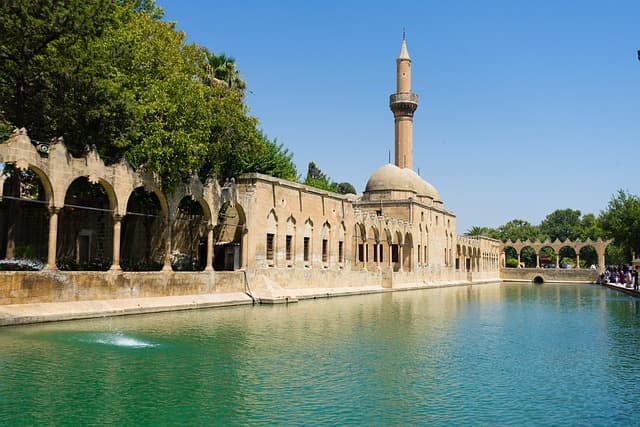 Şanlıurfa Gezi rehberi - Balıklıgöl=