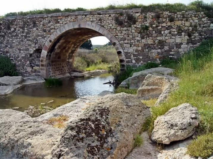 Phokaia Kale Duvarları